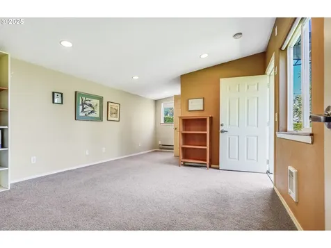 6200 NE 19th Avenue Portland OR 97211