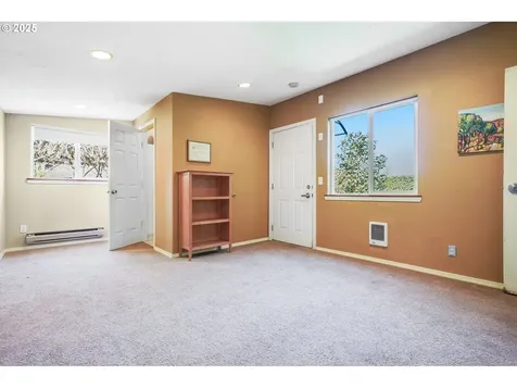 6200 NE 19th Avenue Portland OR 97211