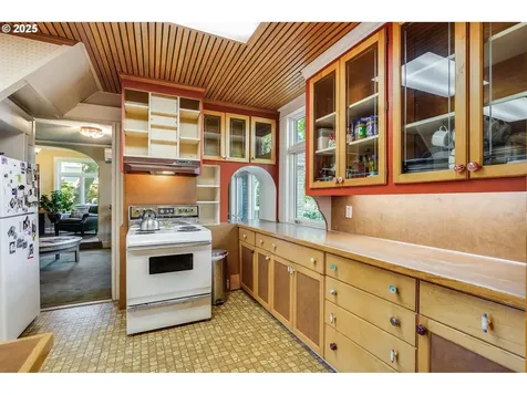 6200 NE 19th Avenue Portland OR 97211