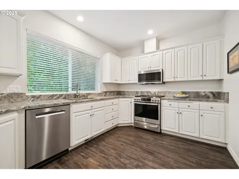 3088 Club House Court West Linn OR 97068
