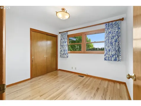 6900 SW 11th Drive Portland OR 97219