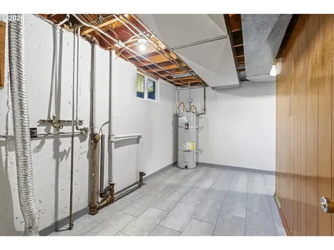 6900 SW 11th Drive Portland OR 97219