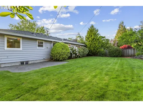 6900 SW 11th Drive Portland OR 97219