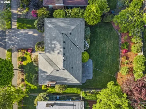 6900 SW 11th Drive Portland OR 97219