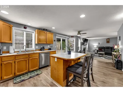 16315 NE 36th Street Vancouver WA 98682