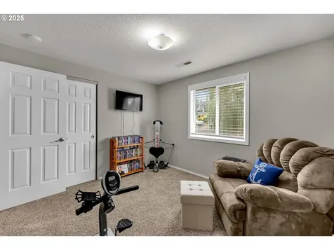 16315 NE 36th Street Vancouver WA 98682
