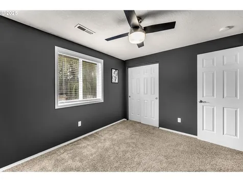16315 NE 36th Street Vancouver WA 98682