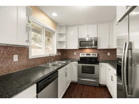 12619 NE Multnomah Street Portland OR 97230