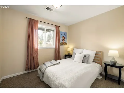12619 NE Multnomah Street Portland OR 97230