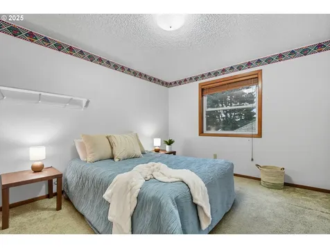 12401 NE 22nd Street Vancouver WA 98684