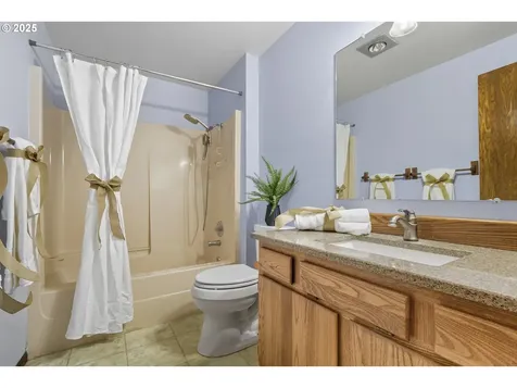 12401 NE 22nd Street Vancouver WA 98684