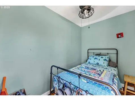 6605 SE 83rd Avenue Portland OR 97266