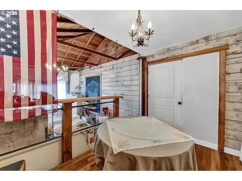 6605 SE 83rd Avenue Portland OR 97266