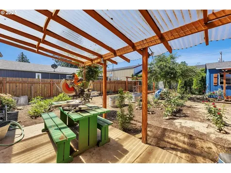 6605 SE 83rd Avenue Portland OR 97266