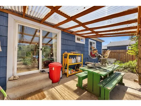6605 SE 83rd Avenue Portland OR 97266