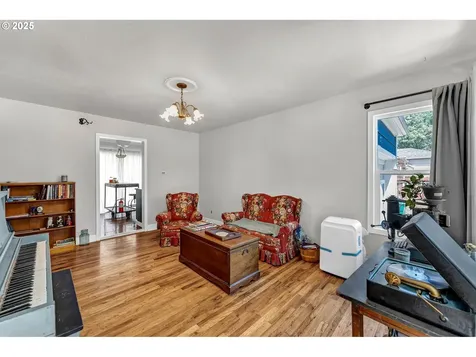 6605 SE 83rd Avenue Portland OR 97266