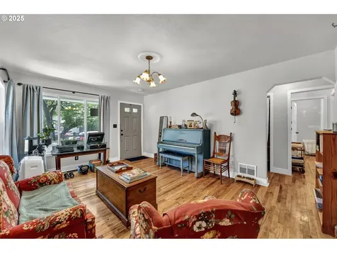 6605 SE 83rd Avenue Portland OR 97266