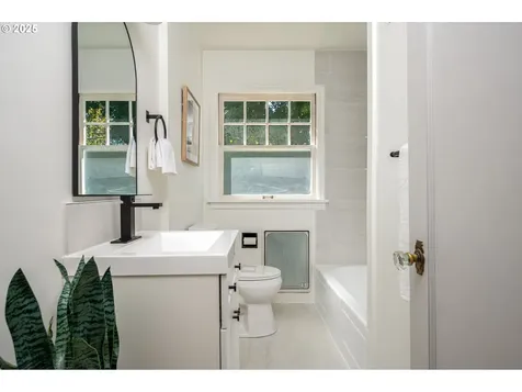 2931 SE 67th Avenue Portland OR 97206