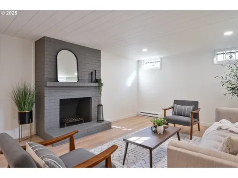 2931 SE 67th Avenue Portland OR 97206
