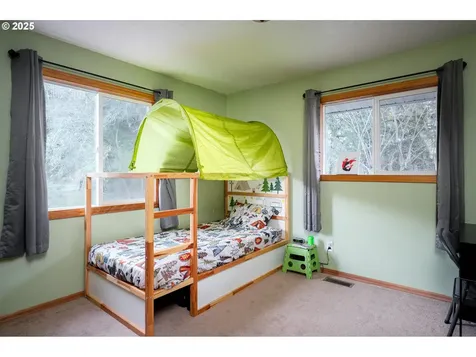 27623 Kingsley Road Scappoose OR 97056