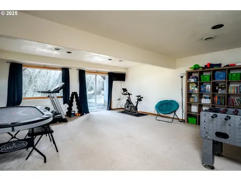 27623 Kingsley Road Scappoose OR 97056