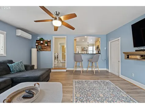 1810 Minda Drive Eugene OR 97401