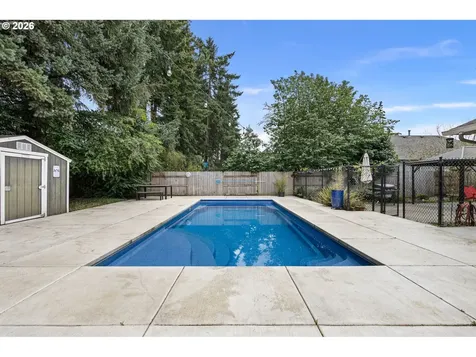 1810 Minda Drive Eugene OR 97401