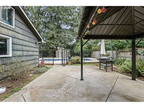 1810 Minda Drive Eugene OR 97401