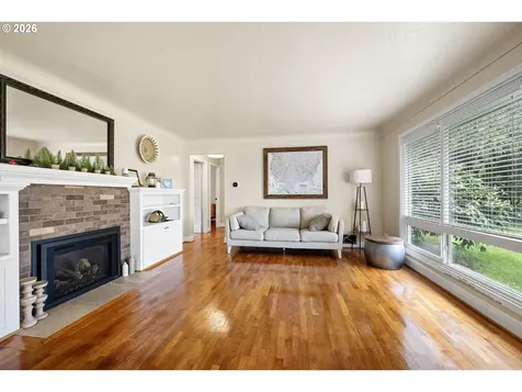 1810 Minda Drive Eugene OR 97401