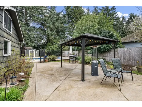 1810 Minda Drive Eugene OR 97401