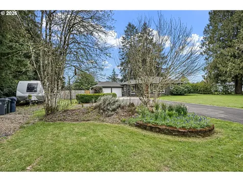 1810 Minda Drive Eugene OR 97401