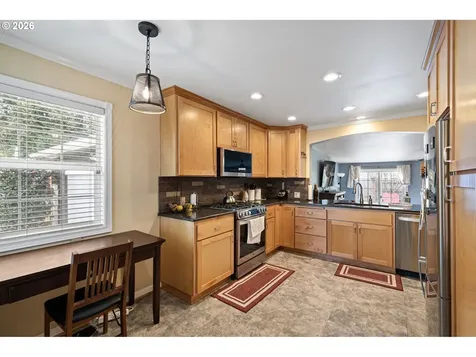 1810 Minda Drive Eugene OR 97401