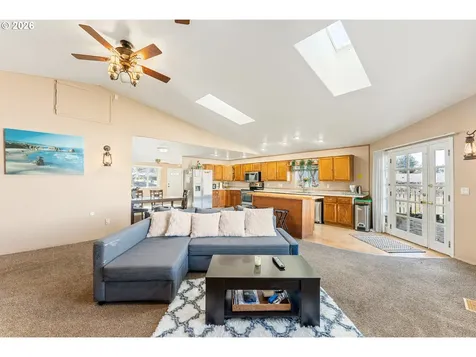 21001 SE Yamhill Street Gresham OR 97030