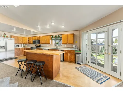 21001 SE Yamhill Street Gresham OR 97030