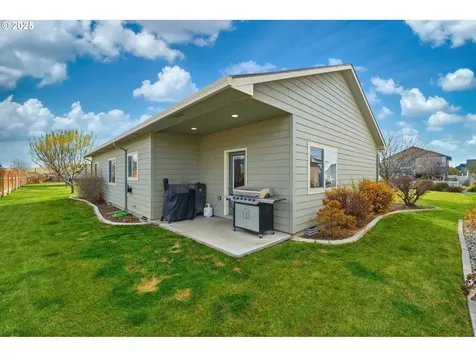 1914 SW 2nd Drive Pendleton OR 97801