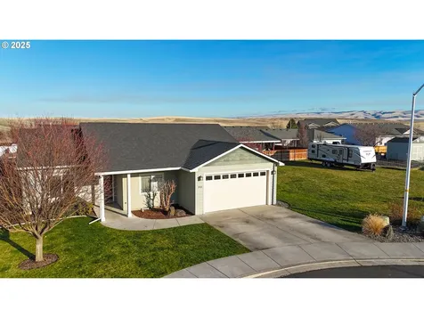 1914 SW 2nd Drive Pendleton OR 97801