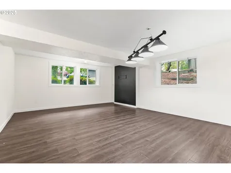 18615 SE Tibbetts Court Gresham OR 97030