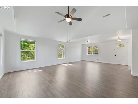 149 73rd Street Springfield OR 97478
