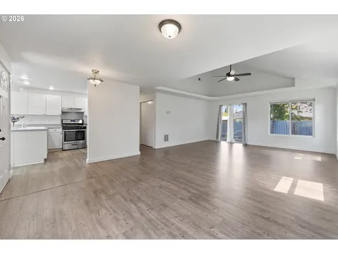 149 73rd Street Springfield OR 97478