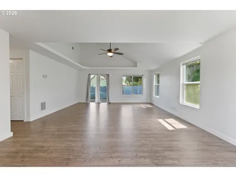 149 73rd Street Springfield OR 97478