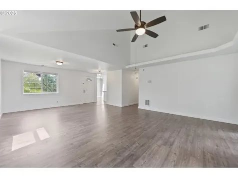 149 73rd Street Springfield OR 97478