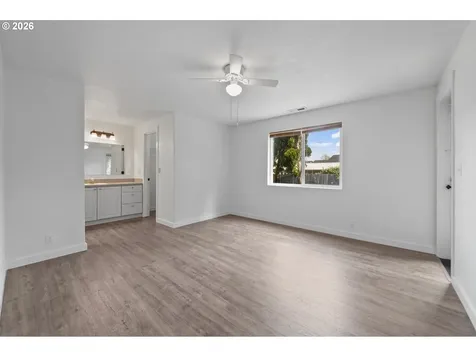 149 73rd Street Springfield OR 97478
