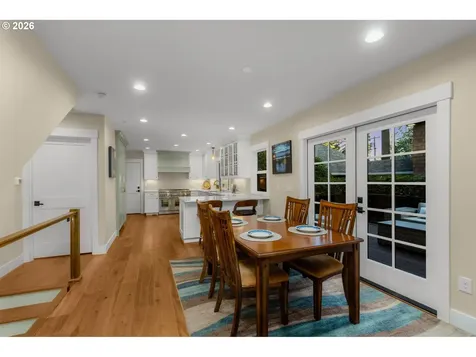 767 10th Street Lake Oswego OR 97034
