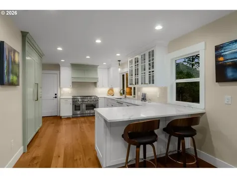 767 10th Street Lake Oswego OR 97034