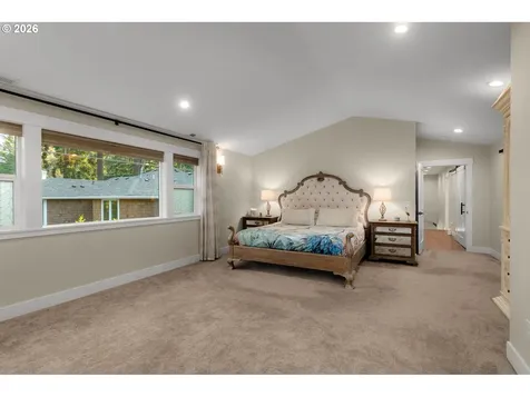 767 10th Street Lake Oswego OR 97034
