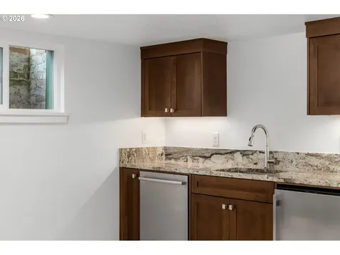 767 10th Street Lake Oswego OR 97034