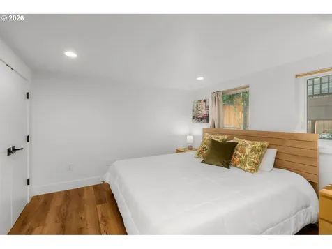 767 10th Street Lake Oswego OR 97034