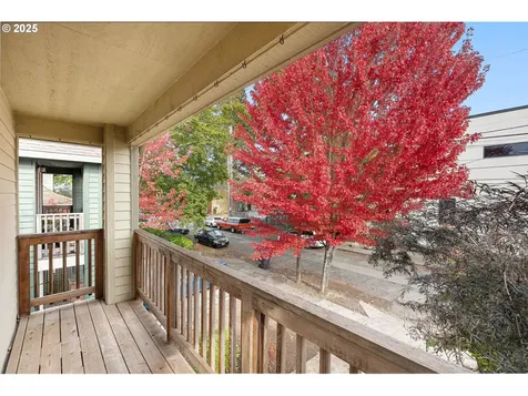 5045 SE 70th Avenue Portland OR 97206