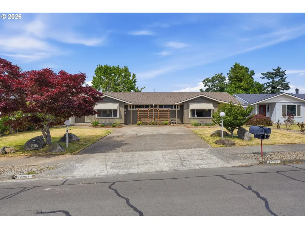 17867 NE Wasco Street Portland OR 97230