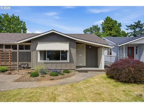 17867 NE Wasco Street Portland OR 97230